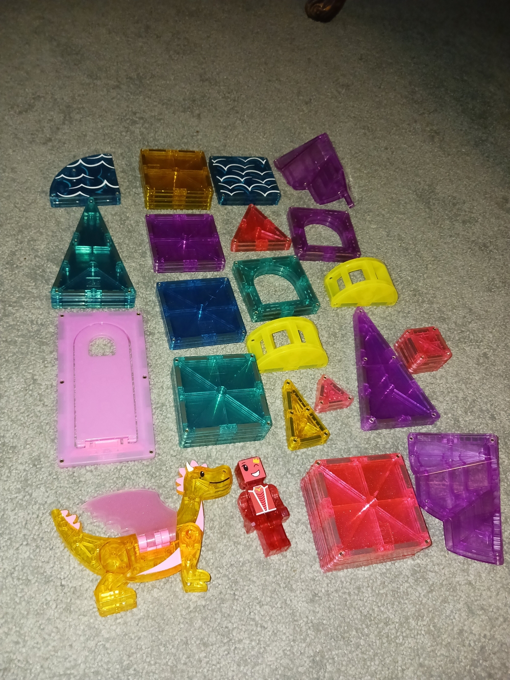MAGNA-TILES Castle 25-Piece and Castle DLX 48-Piece Magnetic Construction Sets - Picture 7 of 9